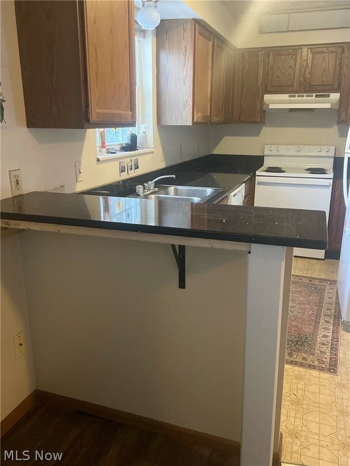 6253 3rd Ave - Photo 3 of 9