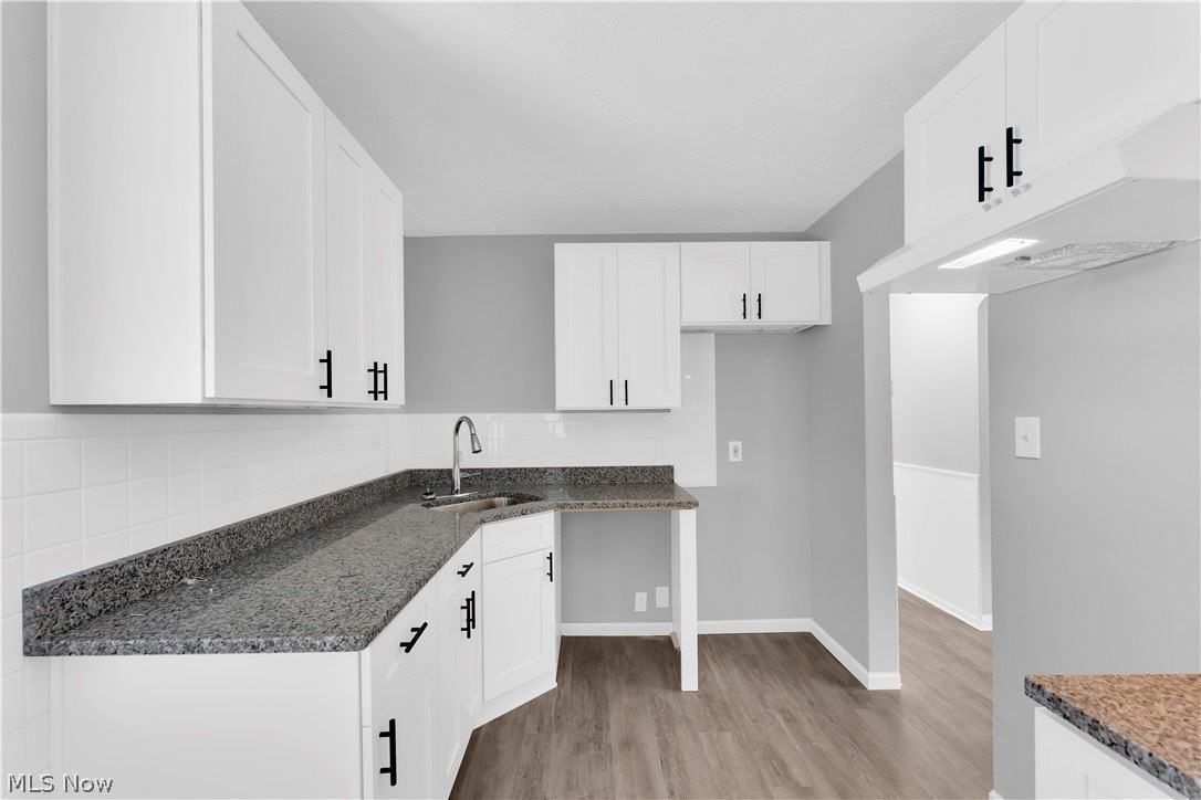 22501 Arms Ave - Photo 5 of 26
