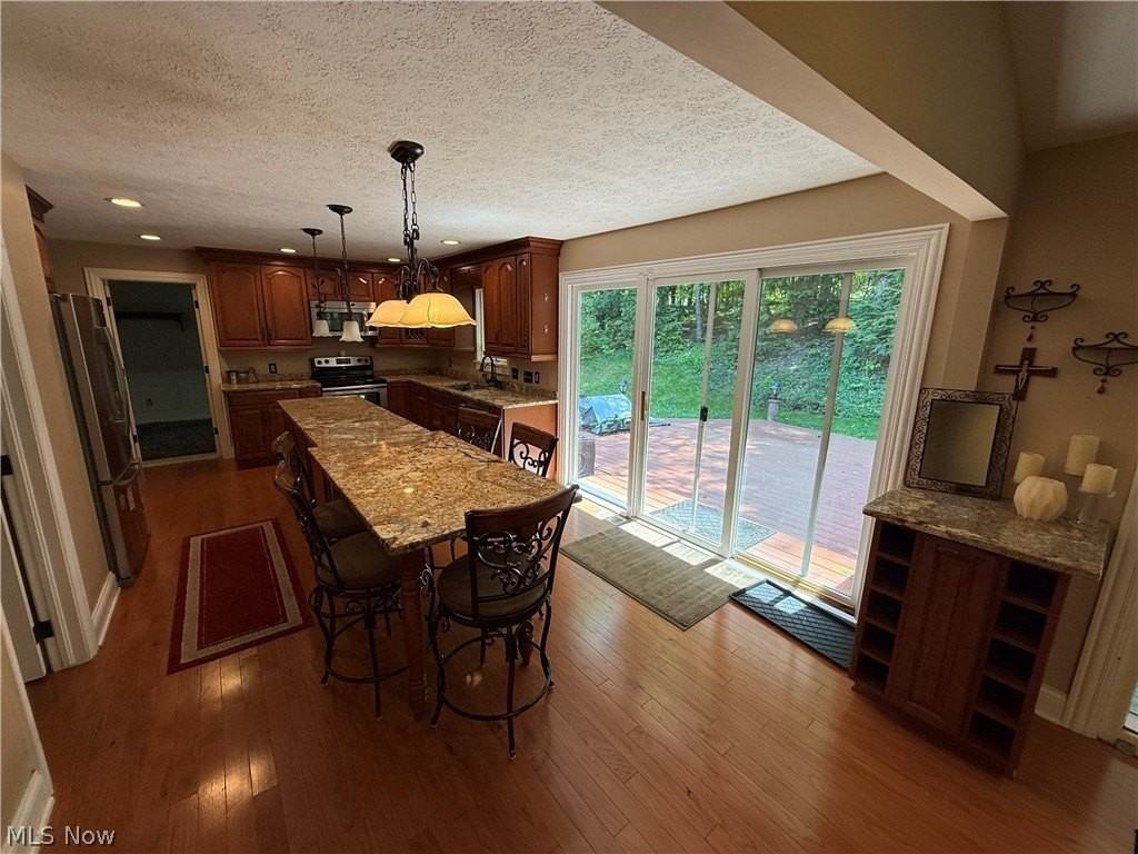 6803 Cranbrook Dr - Photo 4 of 31