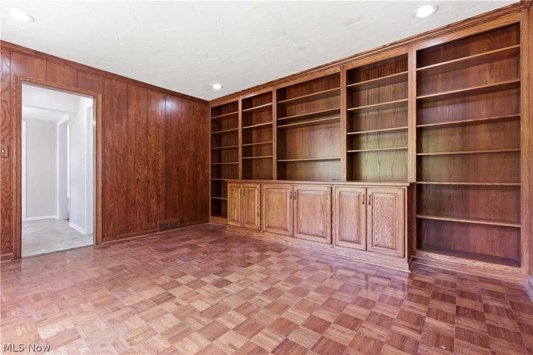 2056 Langerdale Rd - Photo 5 of 40