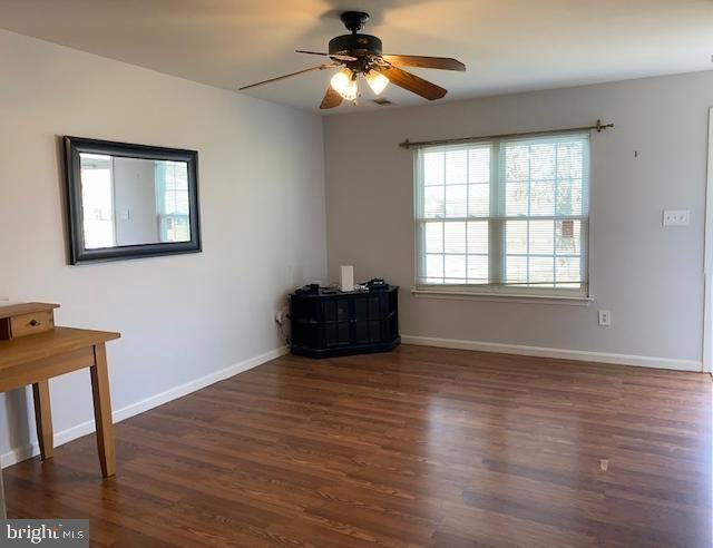 608 Saint Marys Ave - Photo 3 of 20
