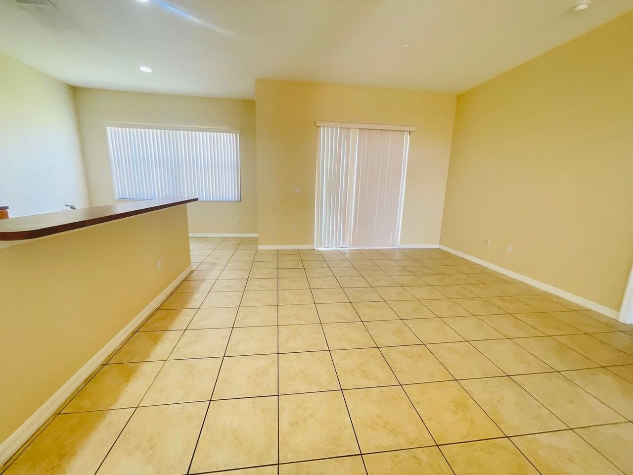 404 Cinnamon Dr - Photo 6 of 19