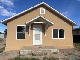 featured image of 1009 S Lea Ave