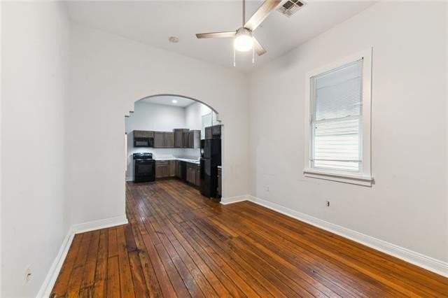 2914 Banks St - Photo 3 of 12