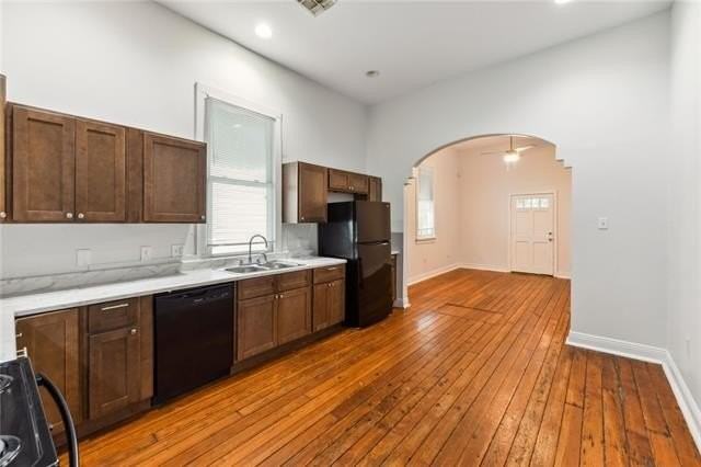 2914 Banks St - Photo 7 of 12