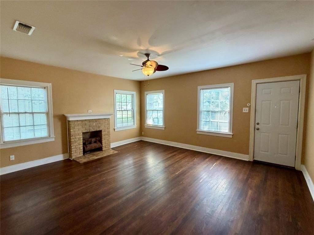 889 Ross Ave - Photo 2 of 19