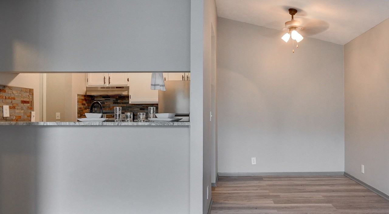 Reserve at the Knolls - Photo 2 of 17