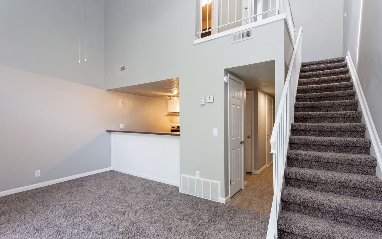 Reserve at the Knolls - Photo 5 of 17
