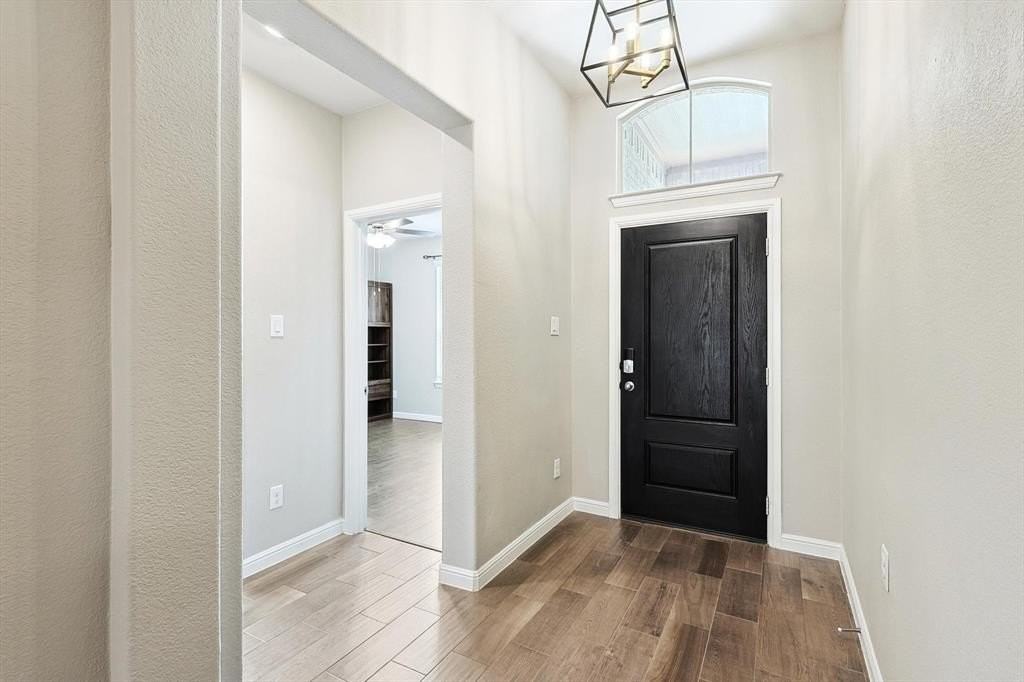 2108 Blackrail Ct - Photo 5 of 33
