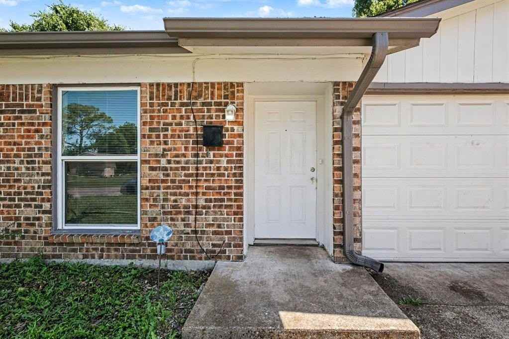 4120 Portland St - Photo 4 of 27