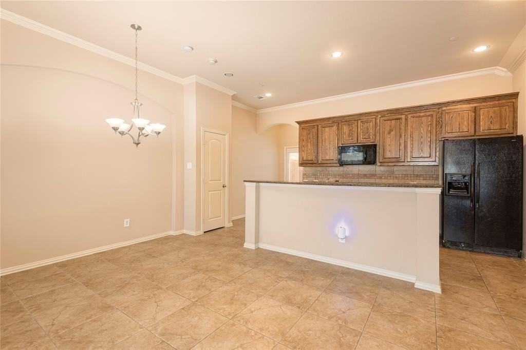 5304 Mesquite Dr - Photo 7 of 17
