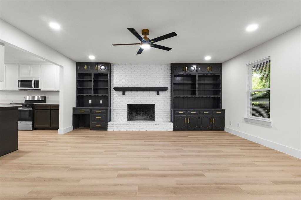 235 Softwood Dr - Photo 3 of 15