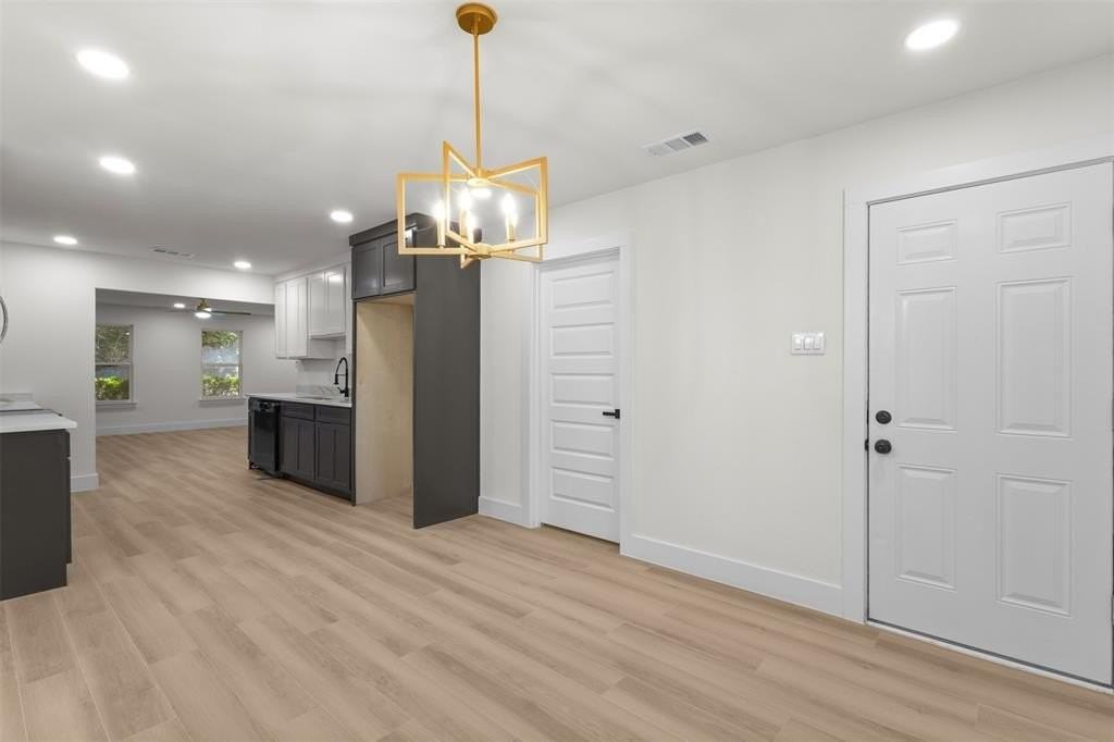 235 Softwood Dr - Photo 5 of 15