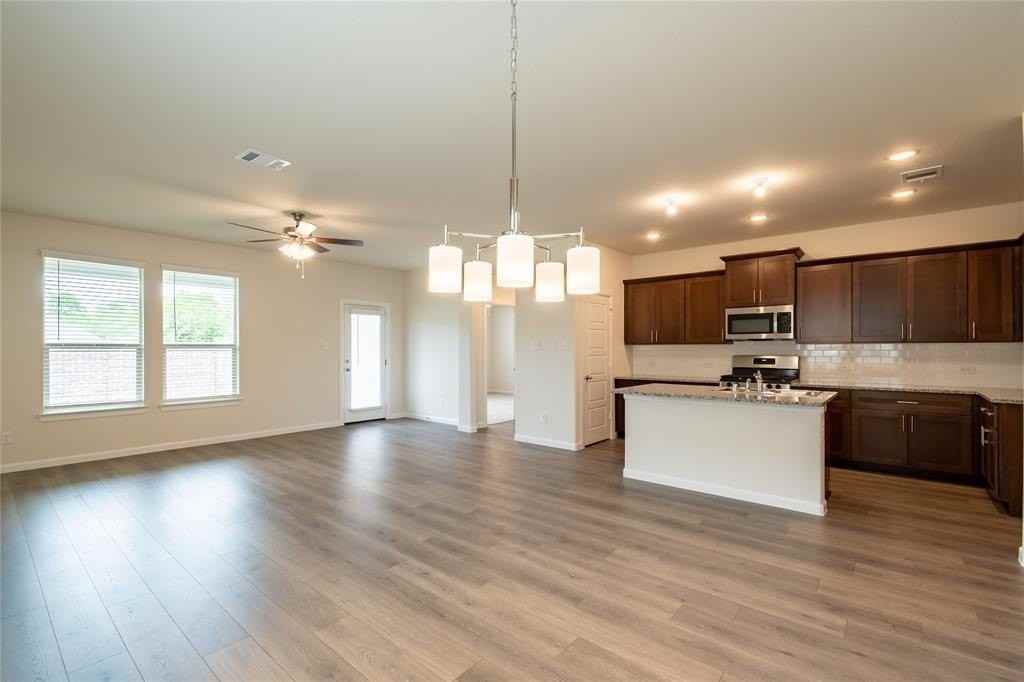 417 Vawter Dr - Photo 2 of 29