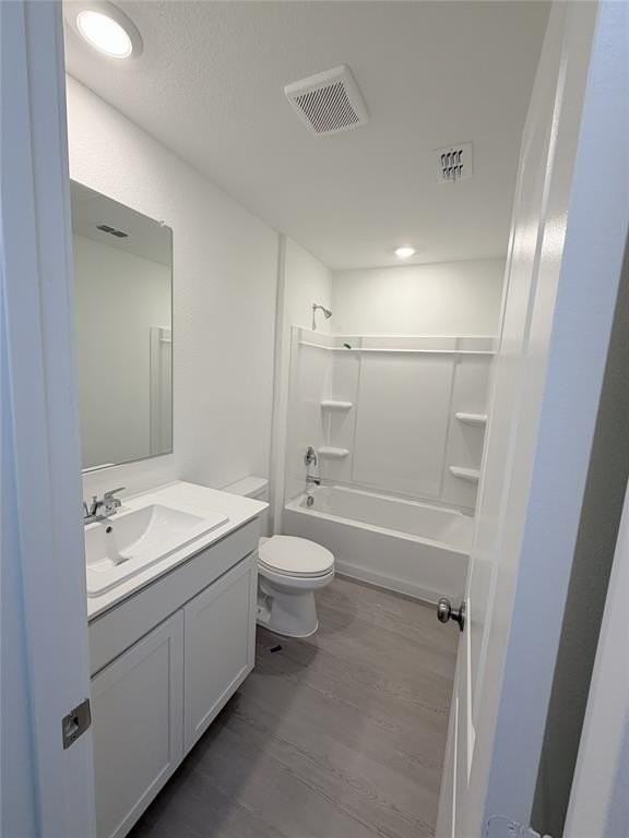3133 Campeiro Ave - Photo 6 of 15