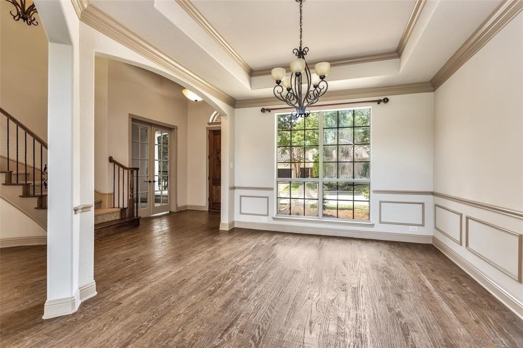 1832 Canyon Ct - Photo 6 of 38
