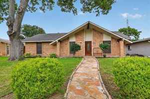 featured image of 3325 High Plateau Dr