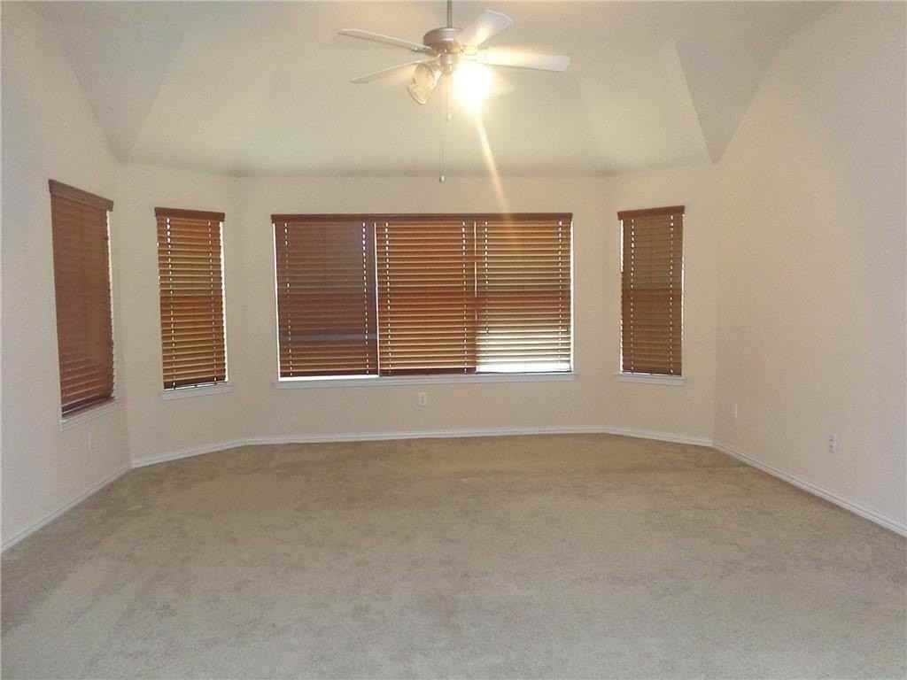 9713 Fandango Ln - Photo 5 of 5