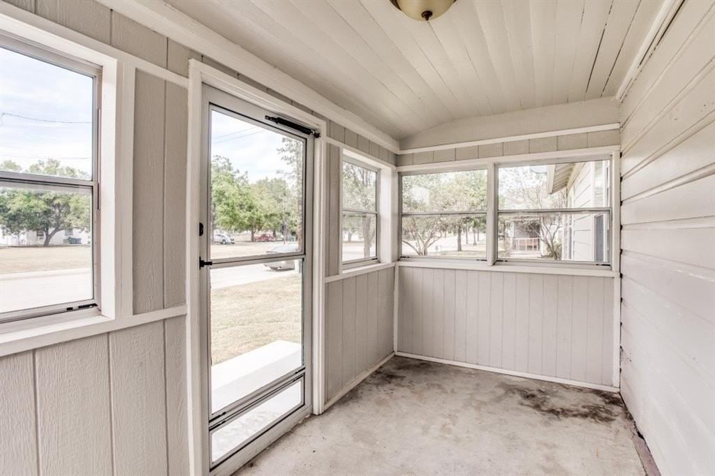 508 N Pine St - Photo 3 of 12