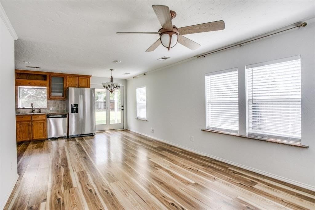508 N Pine St - Photo 5 of 12