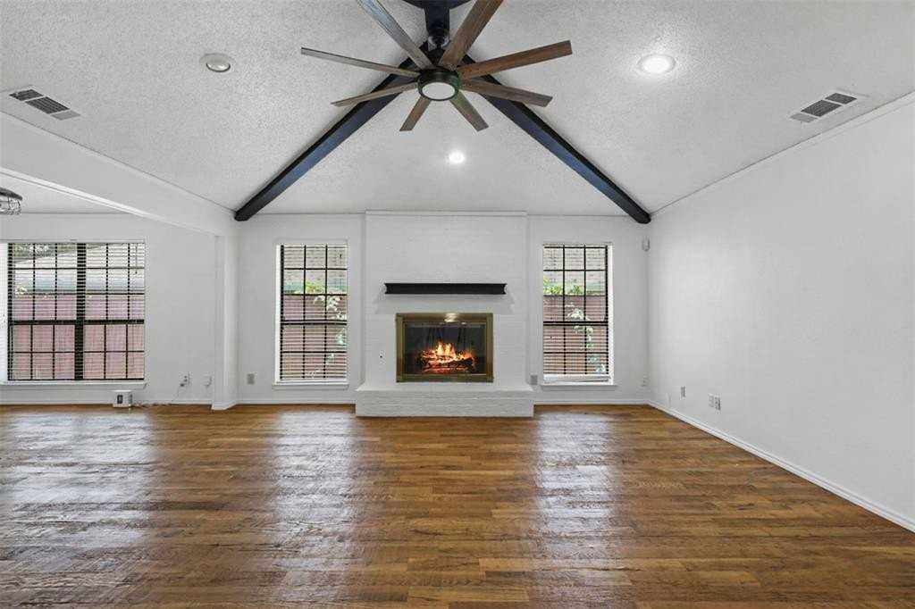 3924 Morman Ln - Photo 4 of 17