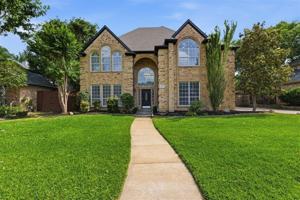 featured image of 305 W Mill Valley Dr