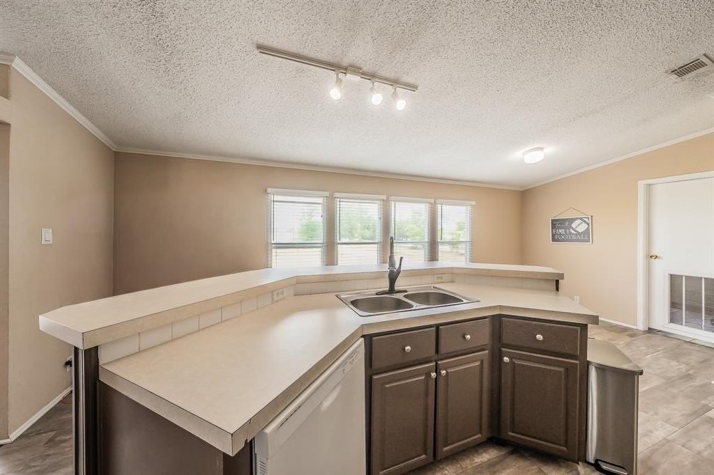 8636 County Road 148 - Photo 3 of 21