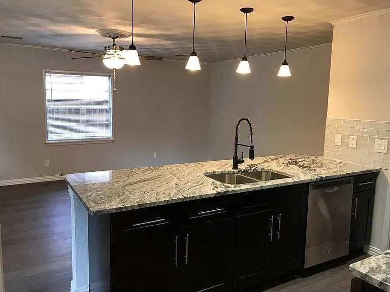 1617 E Union Bower Rd - Photo 4 of 14