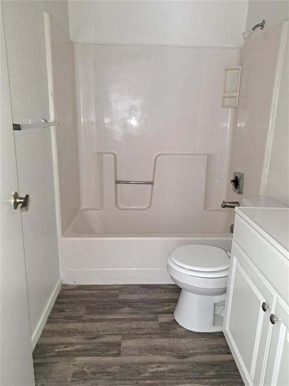 1304 Halsell St #111 - Photo 4 of 8