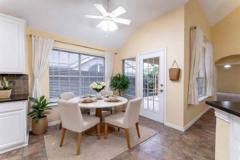 672 Channel Ridge Dr - Photo 6 of 15