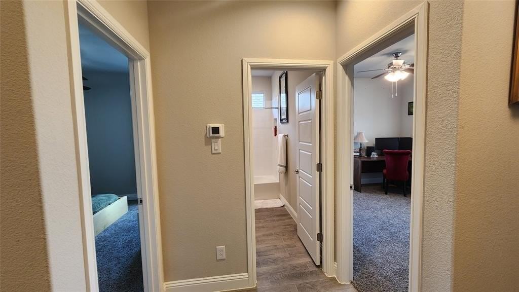 2221 Redwing Dr - Photo 4 of 35