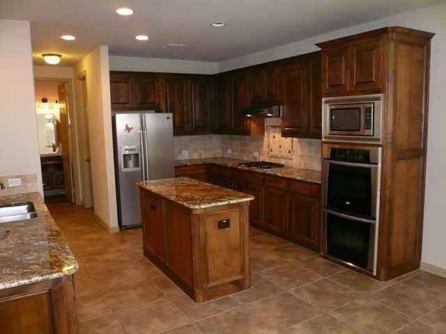 910 Redbird Ln - Photo 3 of 17