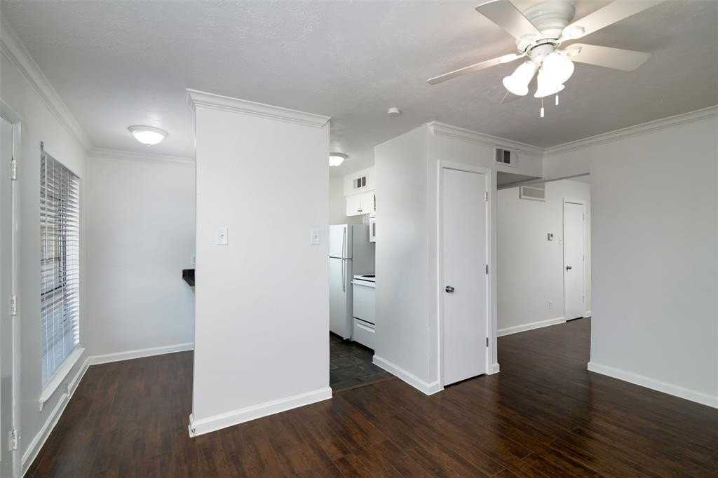 2816 Throckmorton St #7 - Photo 4 of 18