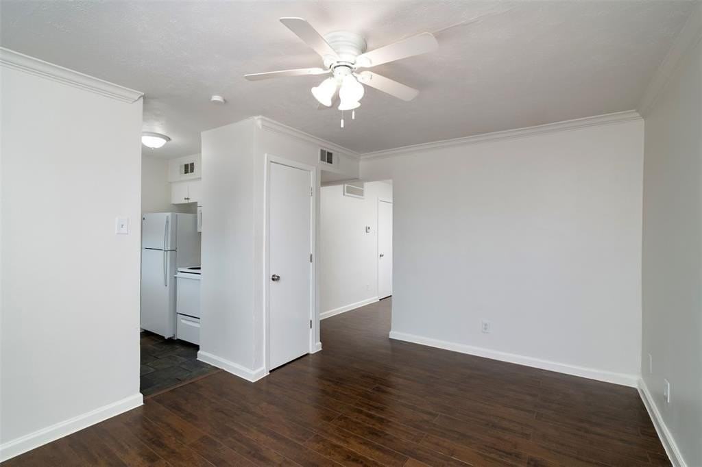 2816 Throckmorton St #7 - Photo 5 of 18
