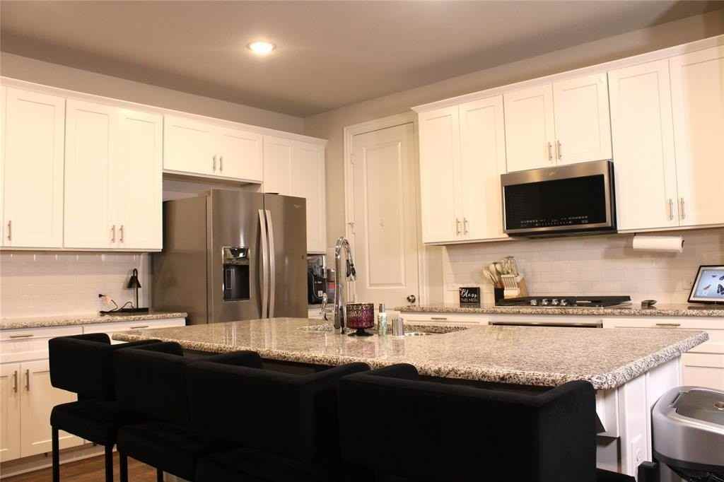 15643 Carnoustie Ln - Photo 6 of 19