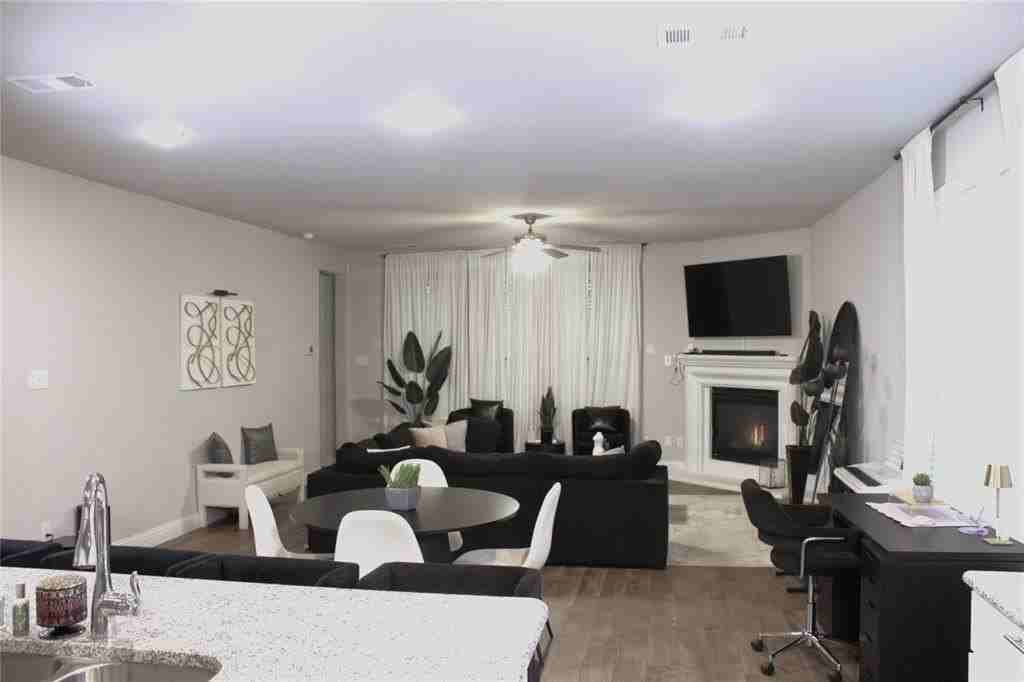 15643 Carnoustie Ln - Photo 7 of 19