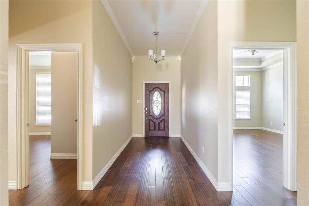 5500 Ledgestone Dr - Photo 3 of 27