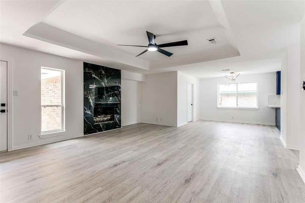 1580 College Pkwy - Photo 5 of 24