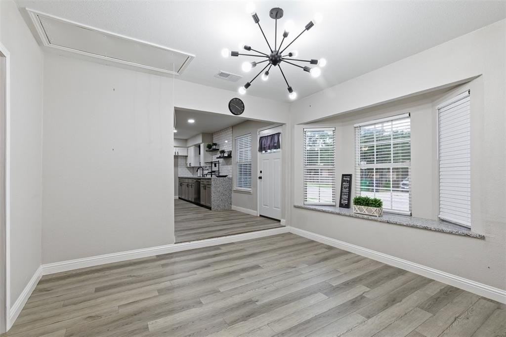 729 Hettie St - Photo 6 of 16