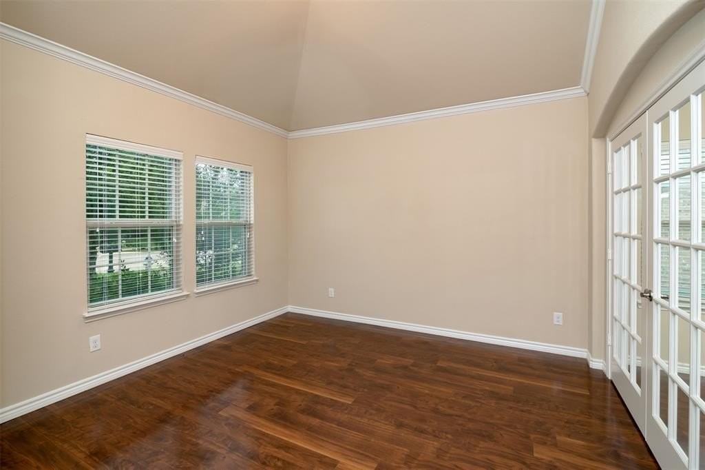 129 Griffin Ave - Photo 6 of 27
