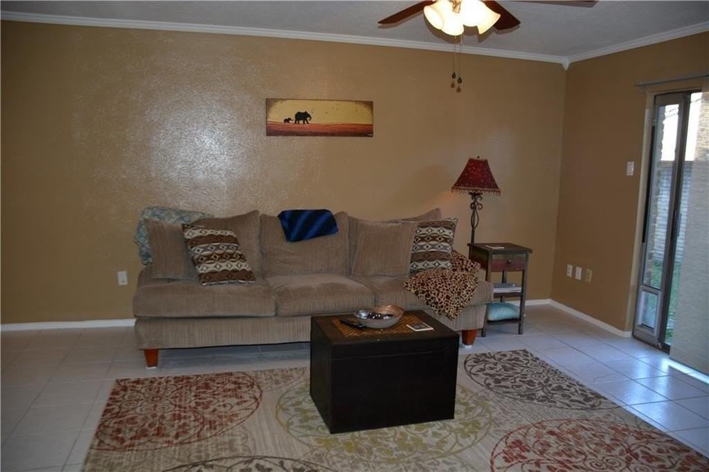 839 Dublin Dr #1 - Photo 5 of 30