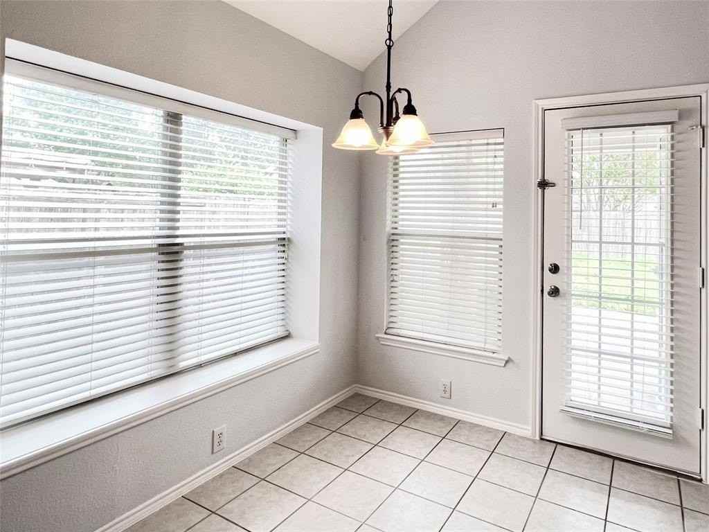 2107 Aberdeen Ave - Photo 7 of 19