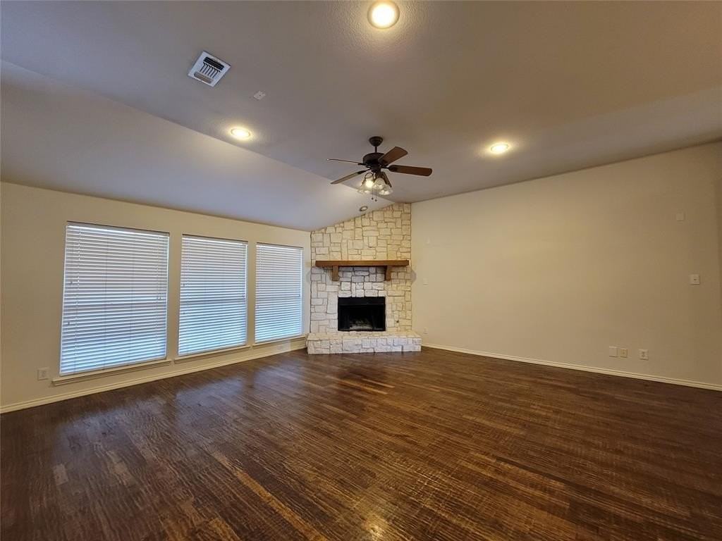 3736 Pinetree Dr - Photo 7 of 22