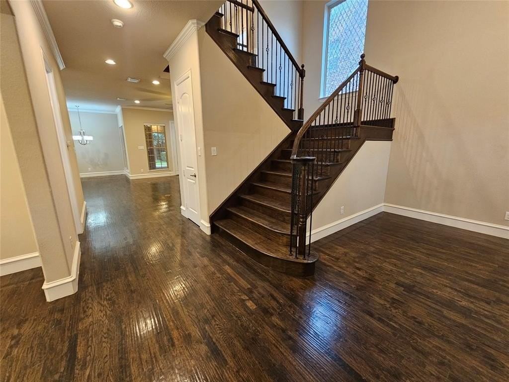 988 Shadyside Ln - Photo 4 of 4