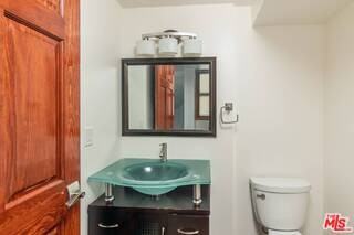 1232 25th St - Photo 6 of 8