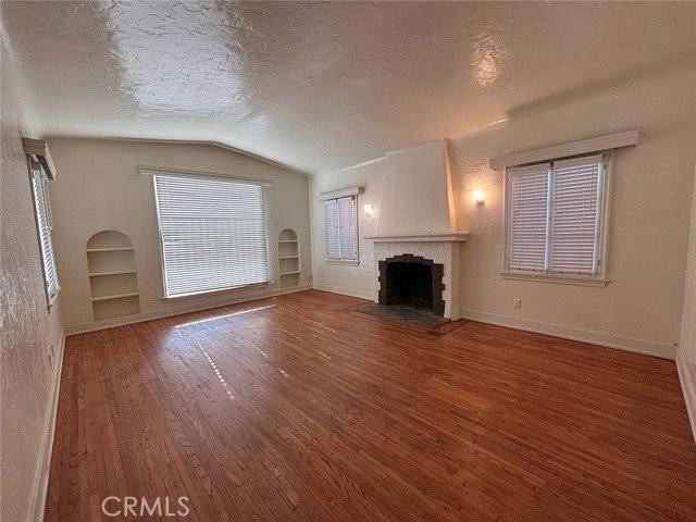 7530 S Hobart Blvd - Photo 3 of 8