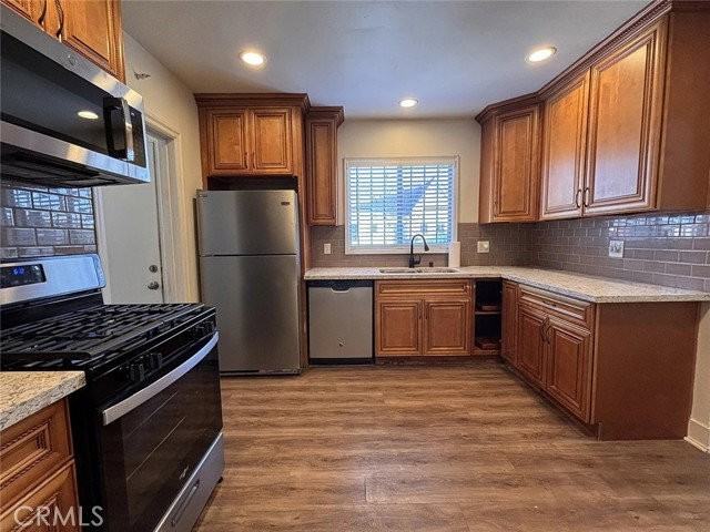 7530 S Hobart Blvd - Photo 7 of 8