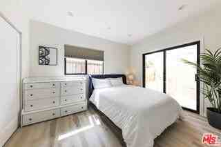 9024 Phyllis Ave #A - Photo 6 of 8