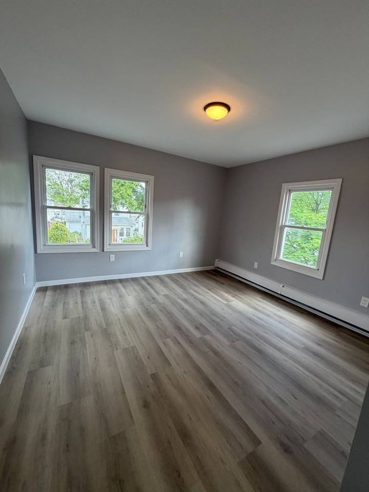 10722 Monterey St #2 - Photo 4 of 11