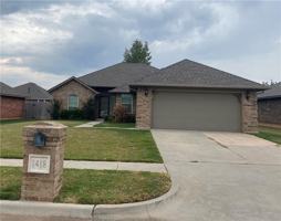 featured image of 1418 Spoonwood Rd